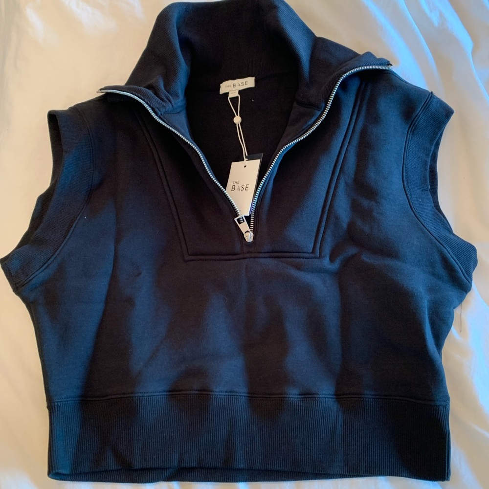 NWT - Pullover Zip Vest With High Collar - Black, XS